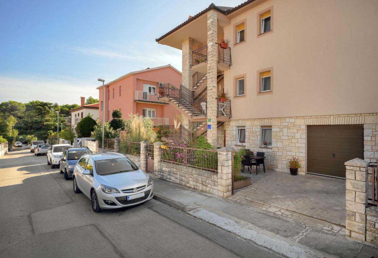 Apartment Tea Pula Exterior foto